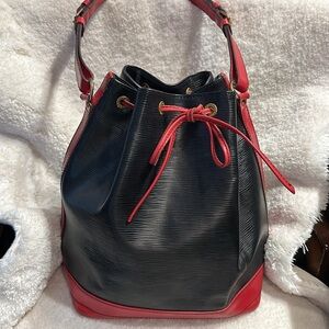 Louis Vuitton Red & Black Neo Epi Handbag